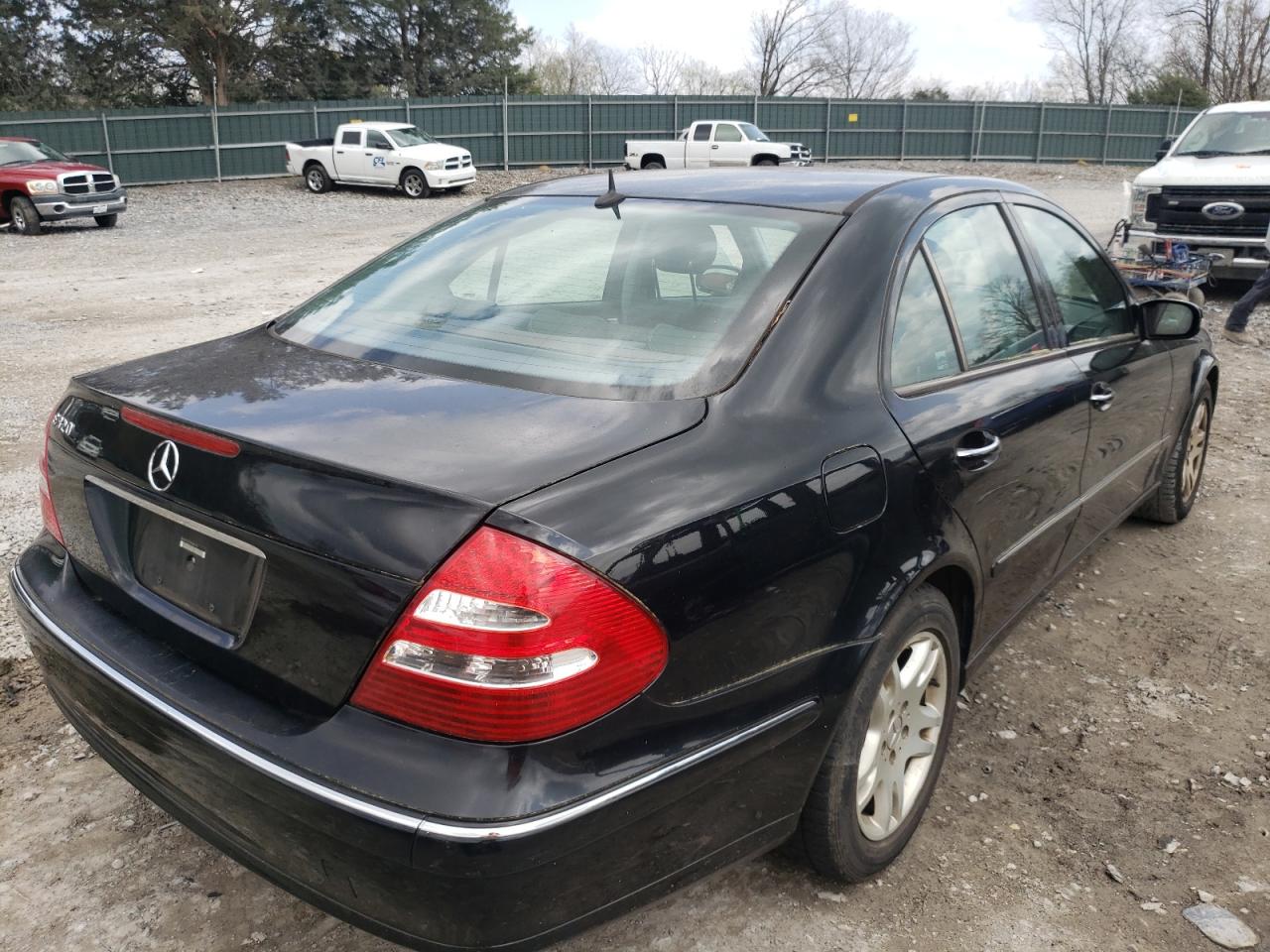 Photo 4 from auction – 2003 MERCEDES-BENZ E 320 with VIN WDBUF65JX3A348115
