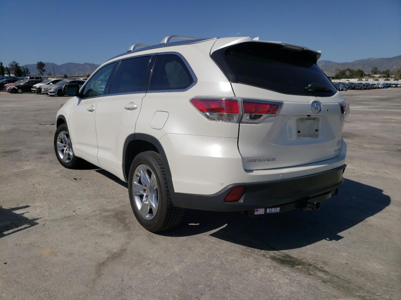 صورة رقم 3 من المزاد - 2014 TOYOTA HIGHLANDER مع VIN 5TDYKRFH6ES032843