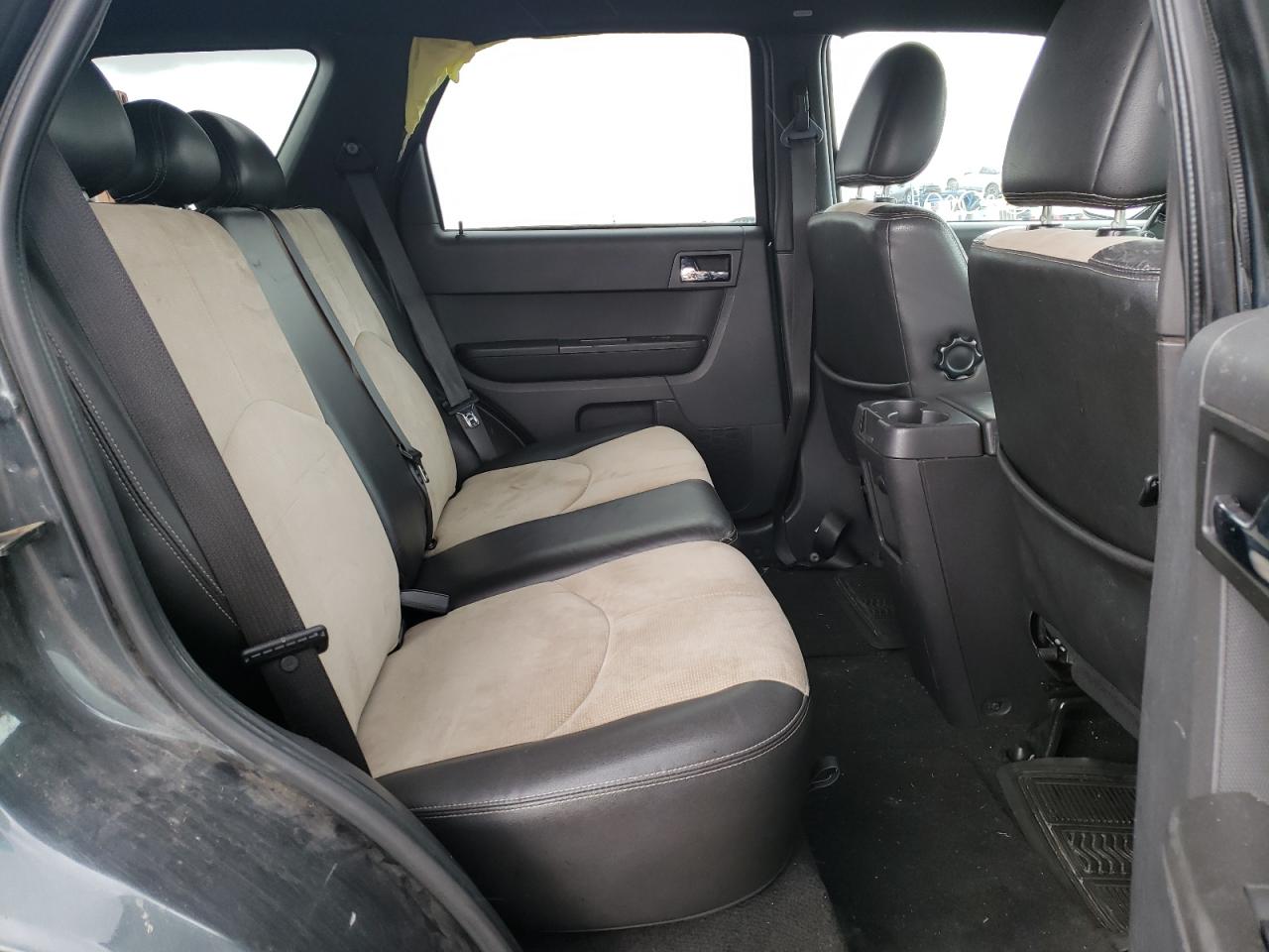 Photo 6 from auction – 2008 MERCURY MARINER PR with VIN 4M2CU97108KJ10142