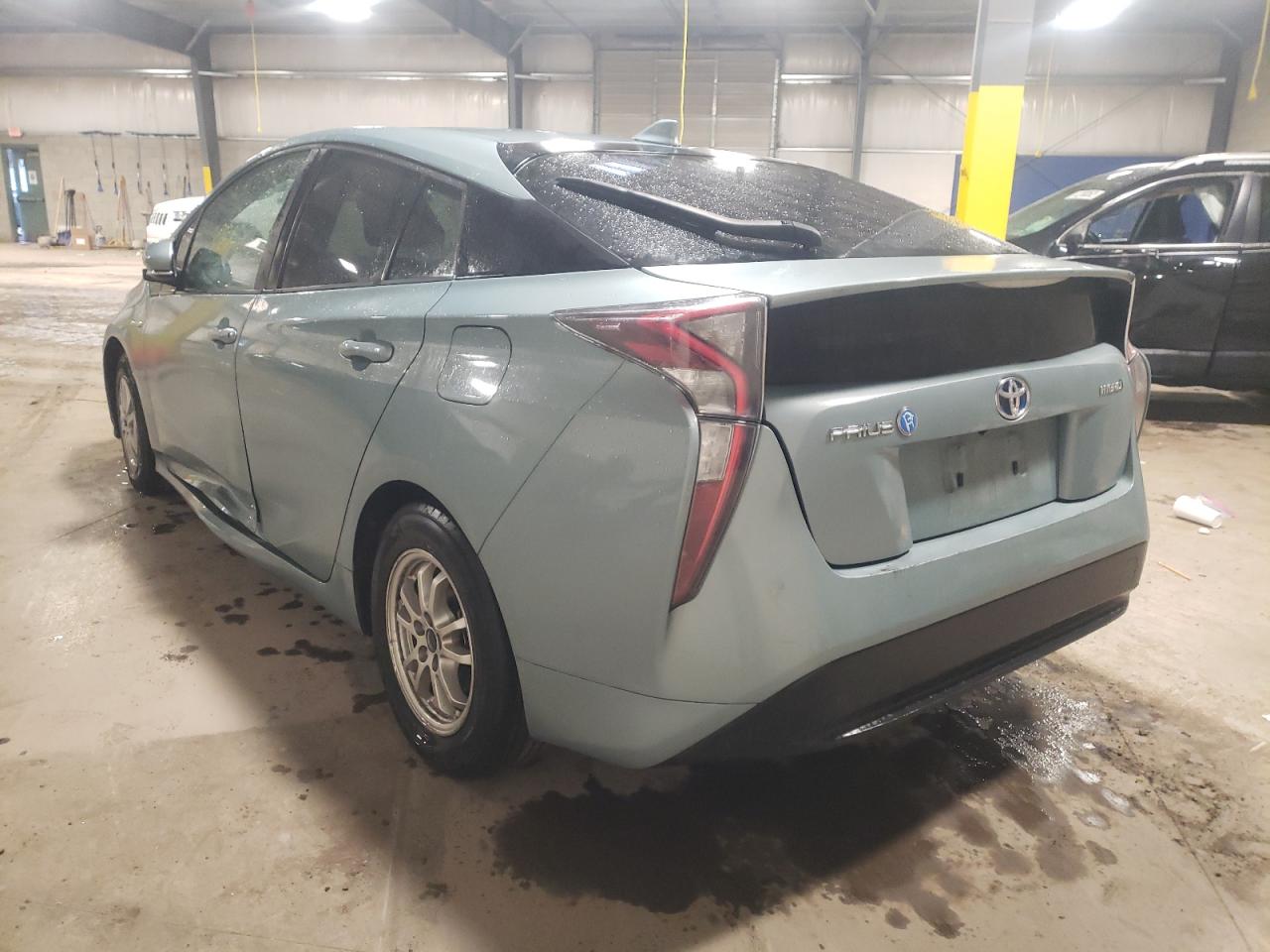 Photo 3 from auction – 2016 TOYOTA PRIUS with VIN JTDKBRFU9G3005062