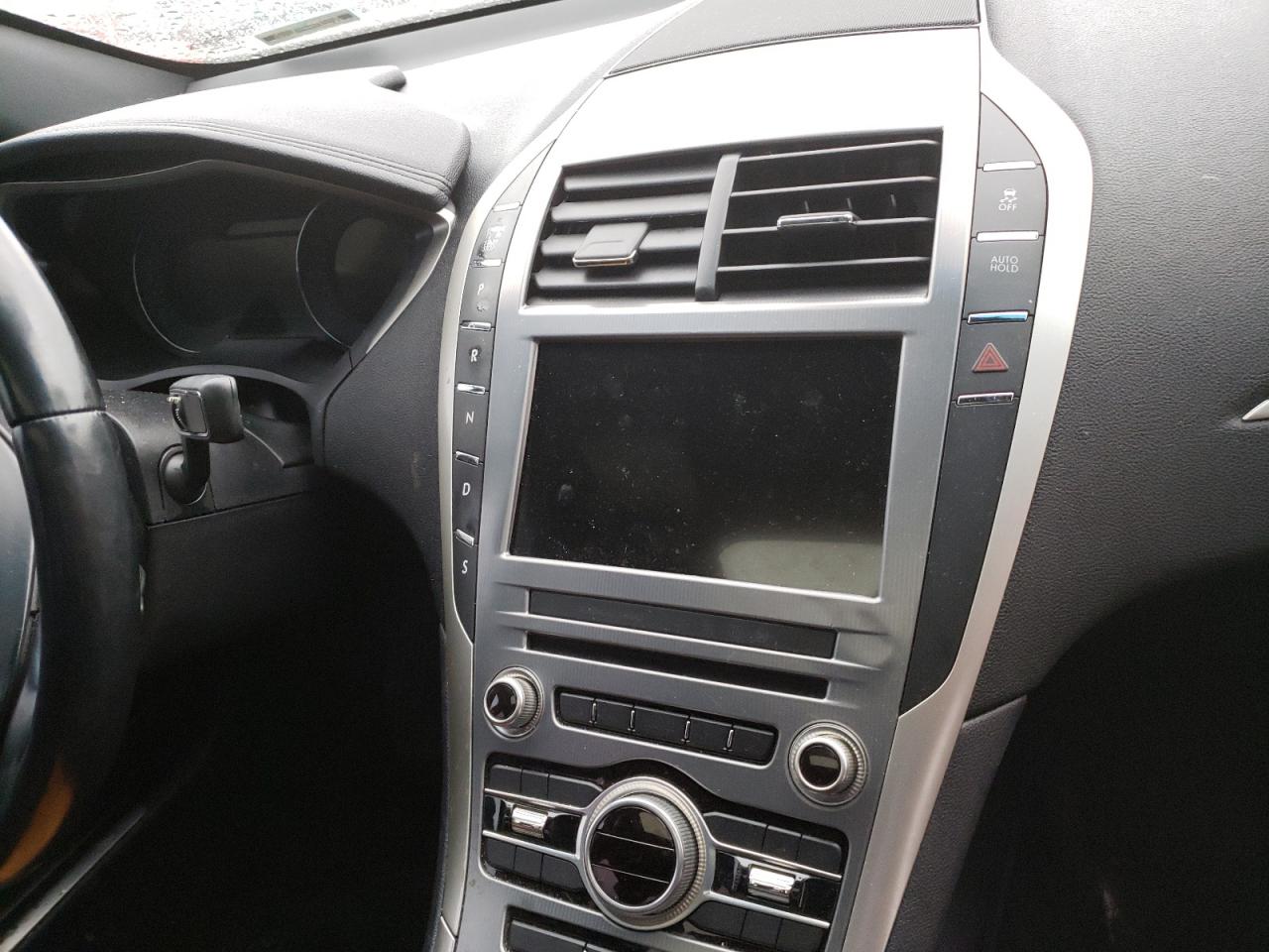 Photo 9 from auction – 2017 LINCOLN MKZ SELECT with VIN 3LN6L5D93HR646311