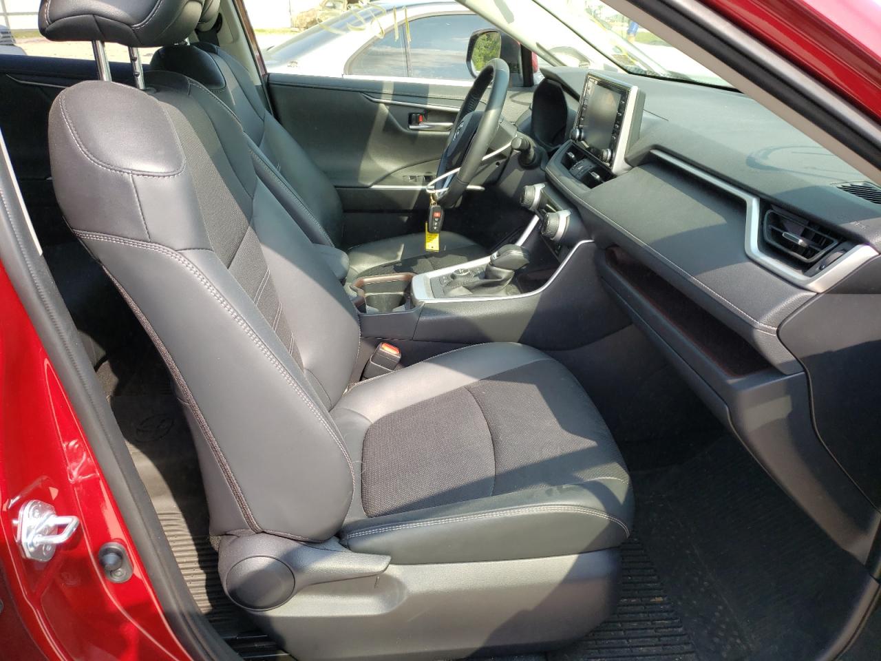 Photo 5 from auction – 2021 TOYOTA RAV4 LIMIT with VIN JTMN1RFV5MD074300