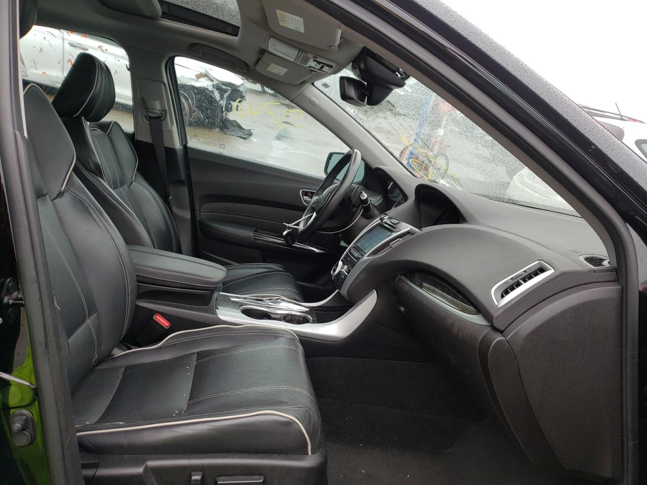 Photo 5 from auction – 2018 ACURA TLX TECH with VIN 19UUB2F57JA007518