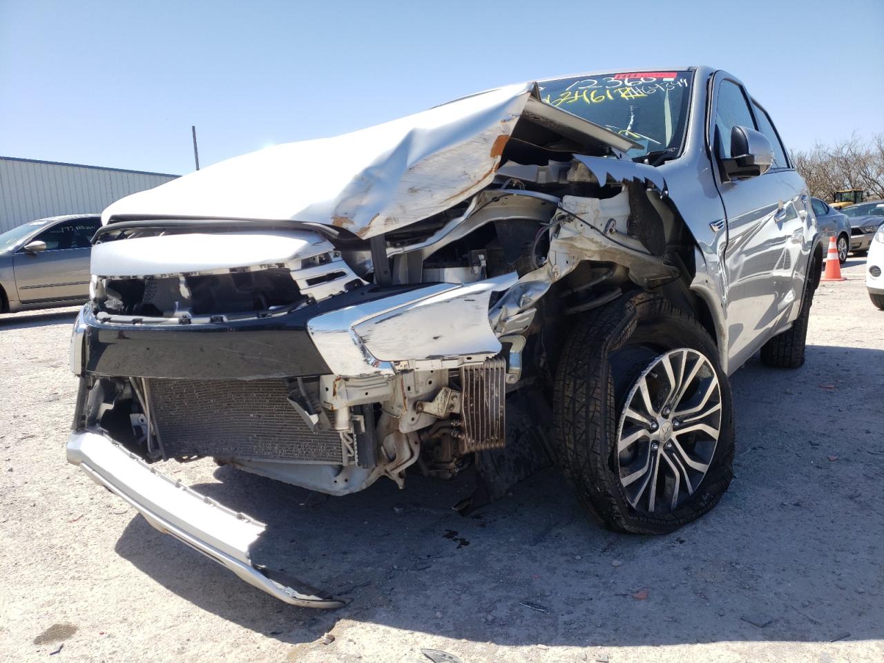 Photo 9 from auction – 2019 MITSUBISHI OUTLANDER with VIN JA4AP4AU2KU012360