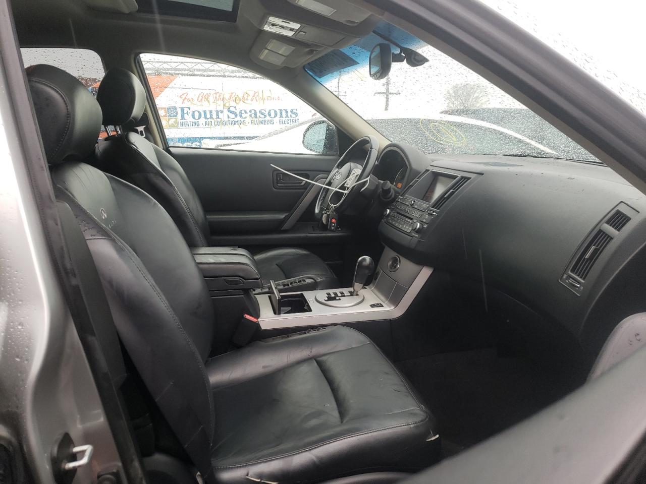 Photo 5 from auction – 2004 INFINITI FX35 with VIN JNRAS08W44X213800