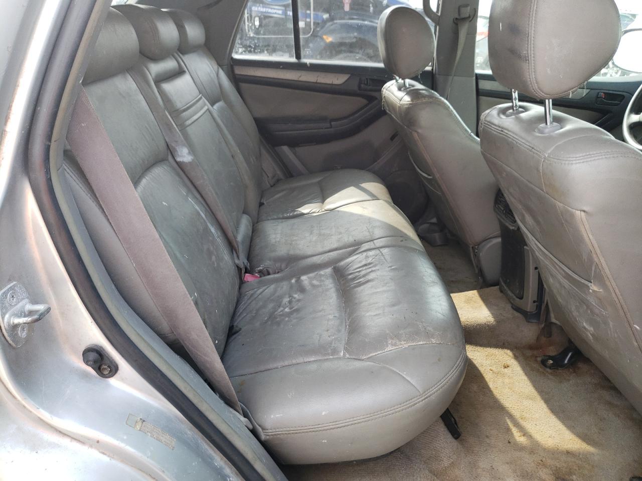 Photo 6 from auction – 2004 TOYOTA 4RUNNER SR with VIN JTEZU14R440020571