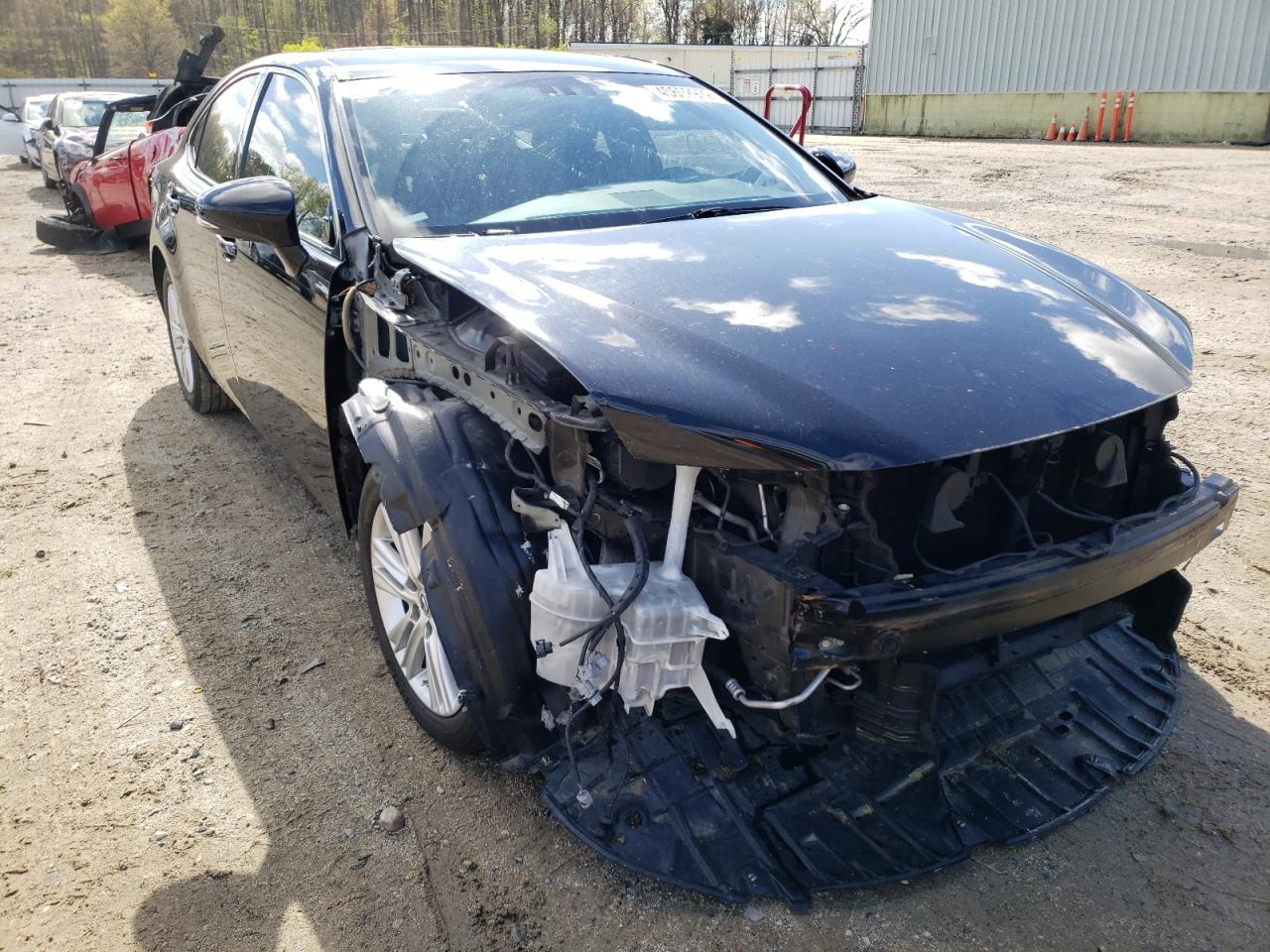 LEXUS ES 350 2014 with VIN JTHBK1GG7E2137913 - Photo from auction