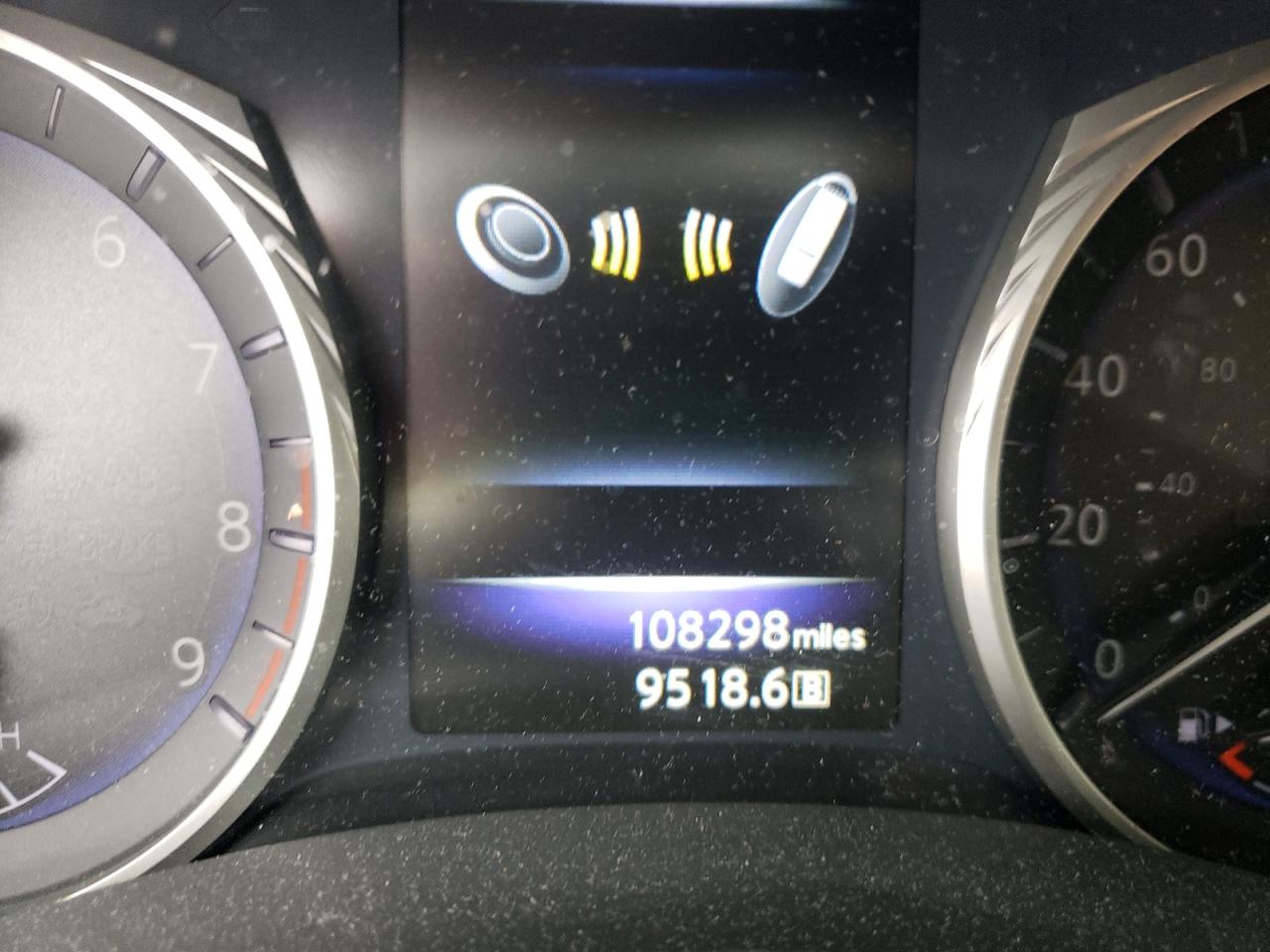 Photo 8 from auction – 2014 INFINITI Q50 BASE with VIN JN1BV7AP1EM684297