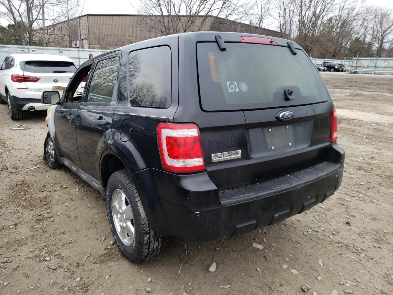 Photo 3 from auction – 2009 FORD ESCAPE XLS with VIN 1FMCU02729KA21764