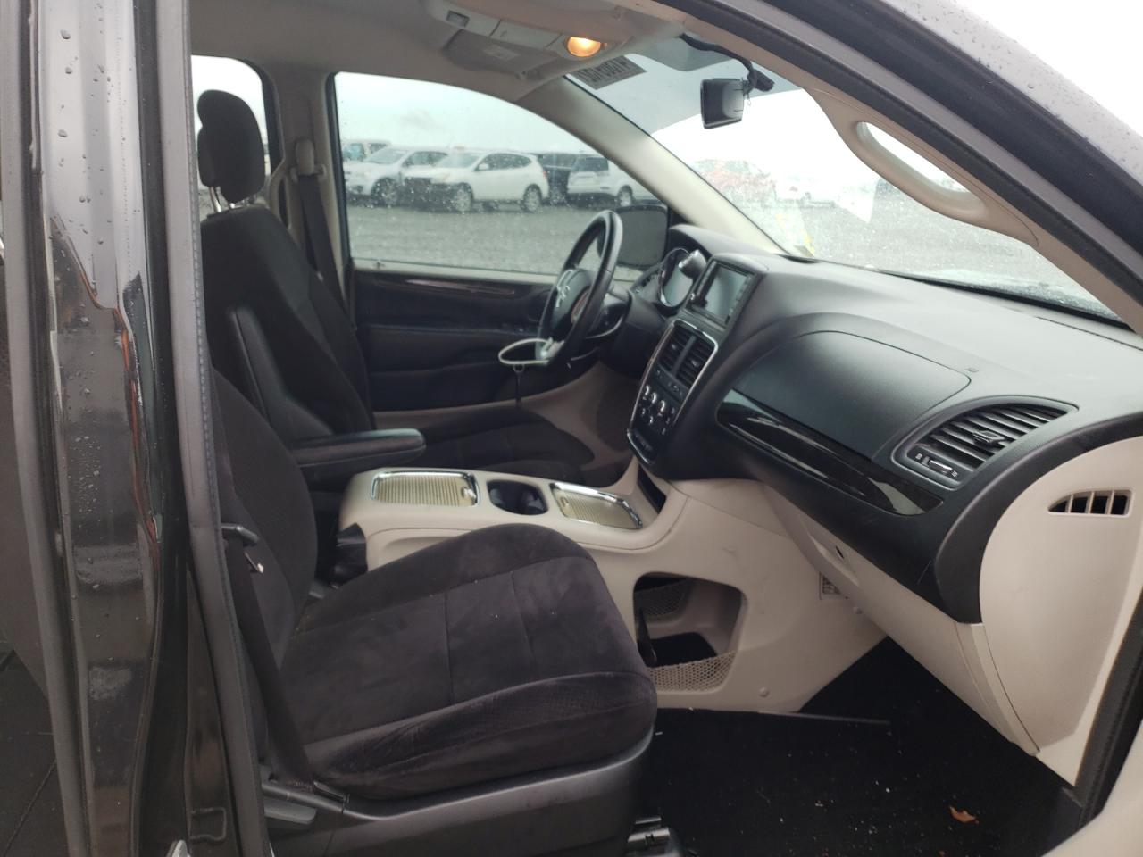 Photo 5 from auction – 2013 DODGE GRAND CARA with VIN 2C4RDGCG4DR794915