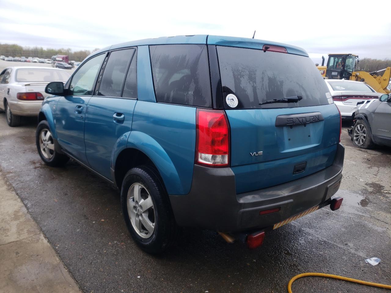 Photo 3 from auction – 2005 SATURN VUE with VIN 5GZCZ33D15S856193