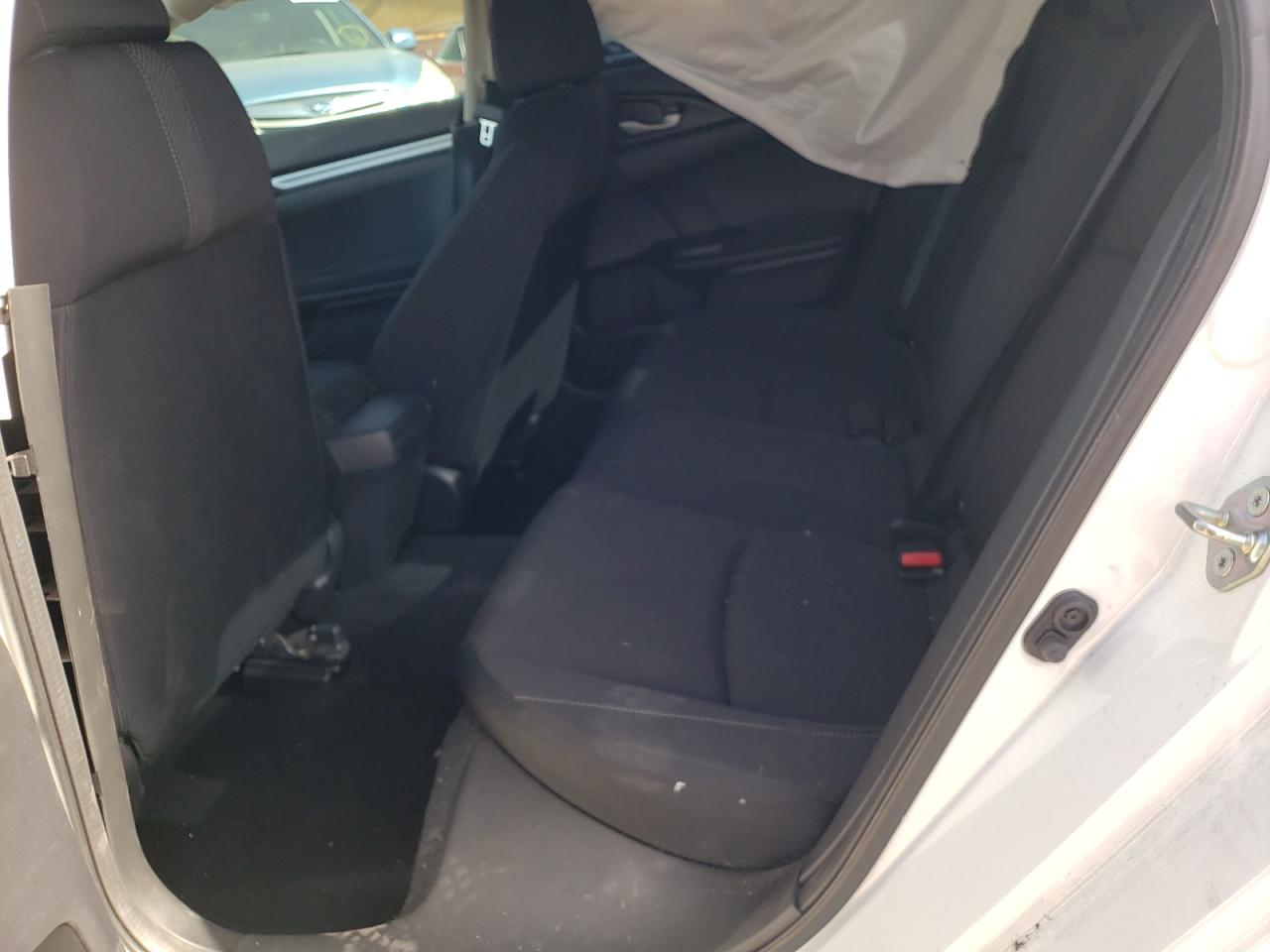 Photo 6 from auction – 2019 HONDA CIVIC LX with VIN 19XFC2F63KE206089