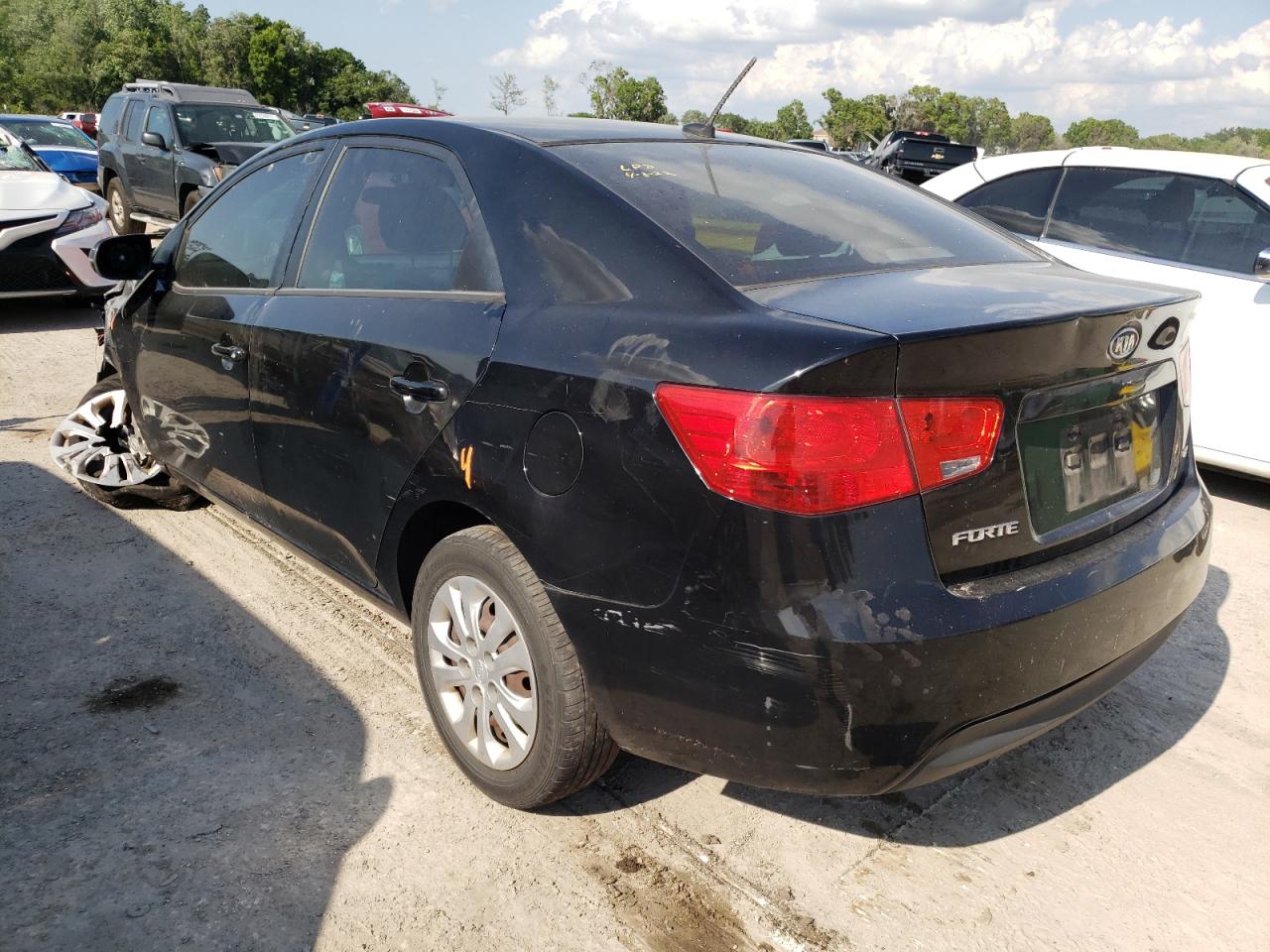 Photo 3 from auction – 2013 KIA FORTE EX with VIN KNAFU4A2XD5713273