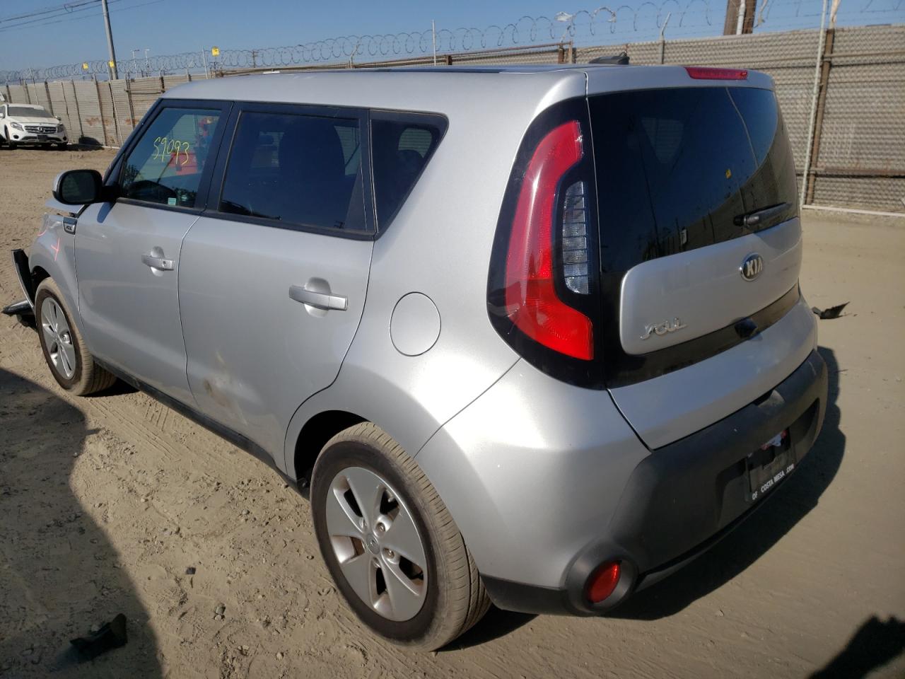 Photo 3 from auction – 2016 KIA SOUL with VIN KNDJN2A22G7876586