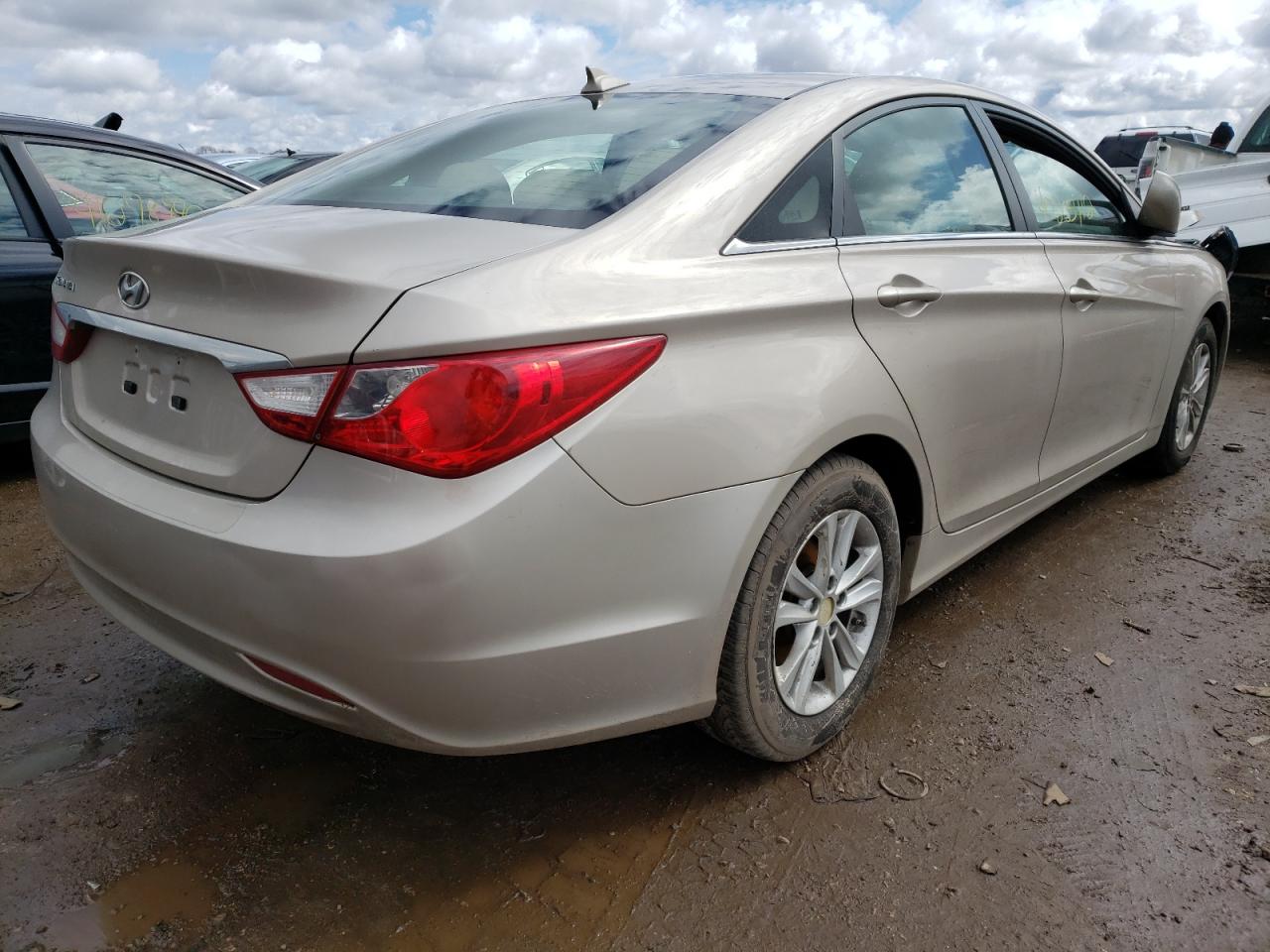 Photo 4 from auction – 2012 HYUNDAI SONATA GLS with VIN 5NPEB4AC4CH328528