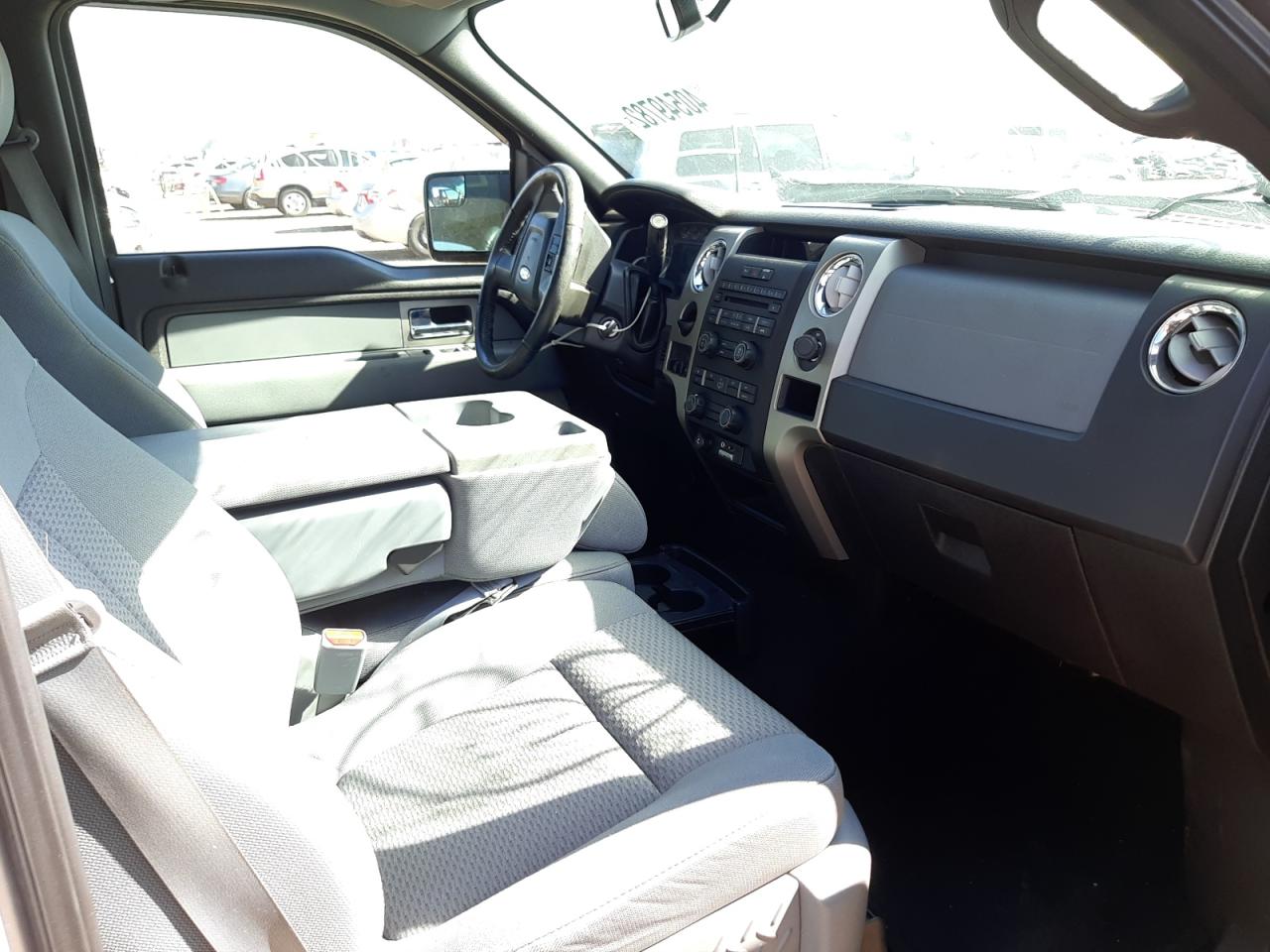 Photo 5 from auction – 2011 FORD F150 SUPER with VIN 1FTFW1CF0BFC38655