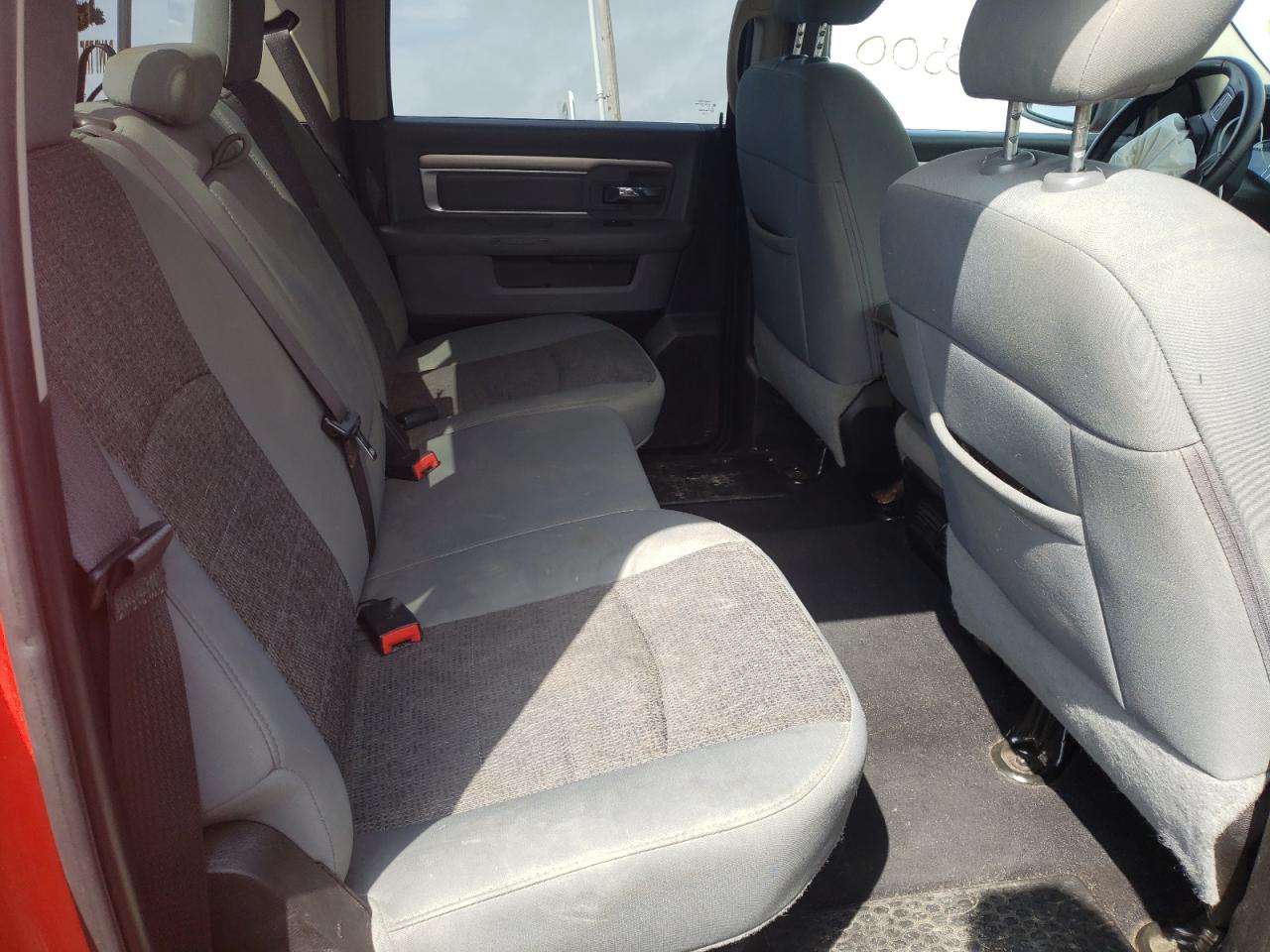 Photo 6 from auction – 2019 RAM 1500 CLASS with VIN 1C6RR7TT1KS648294