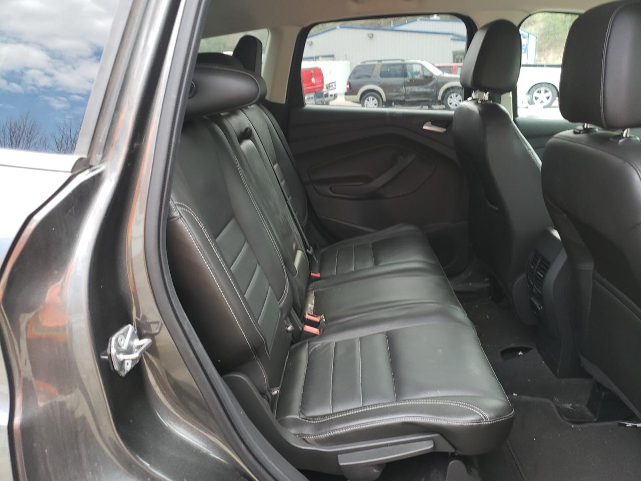 Photo 6 from auction – 2015 FORD ESCAPE TIT with VIN 1FMCU9J93FUA49483