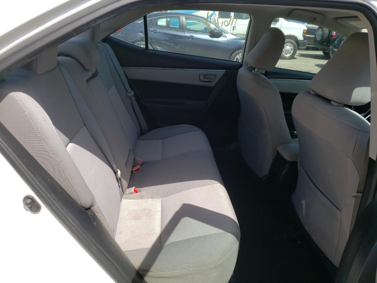 Photo 6 from auction – 2015 TOYOTA COROLLA EC with VIN 5YFBPRHE0FP213652