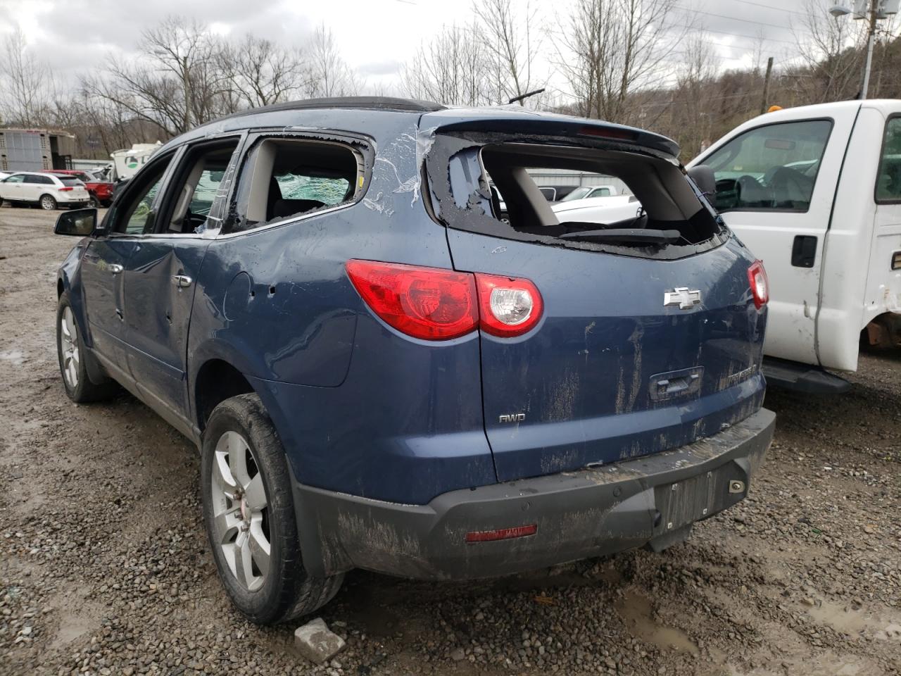 Photo 3 from auction – 2012 CHEVROLET TRAVERSE L with VIN 1GNKVGEDXCJ314744