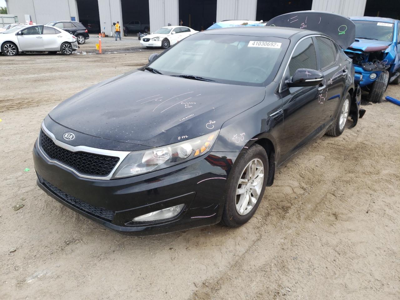 Photo 2 from auction – 2012 KIA OPTIMA LX with VIN 5XXGM4A77CG017998