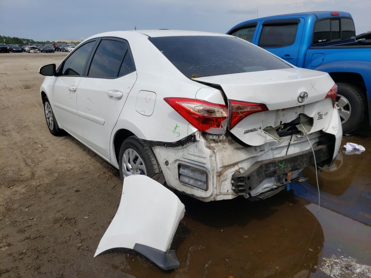 Photo 3 from auction – 2017 TOYOTA COROLLA with VIN 2T1BURHE1HC822647