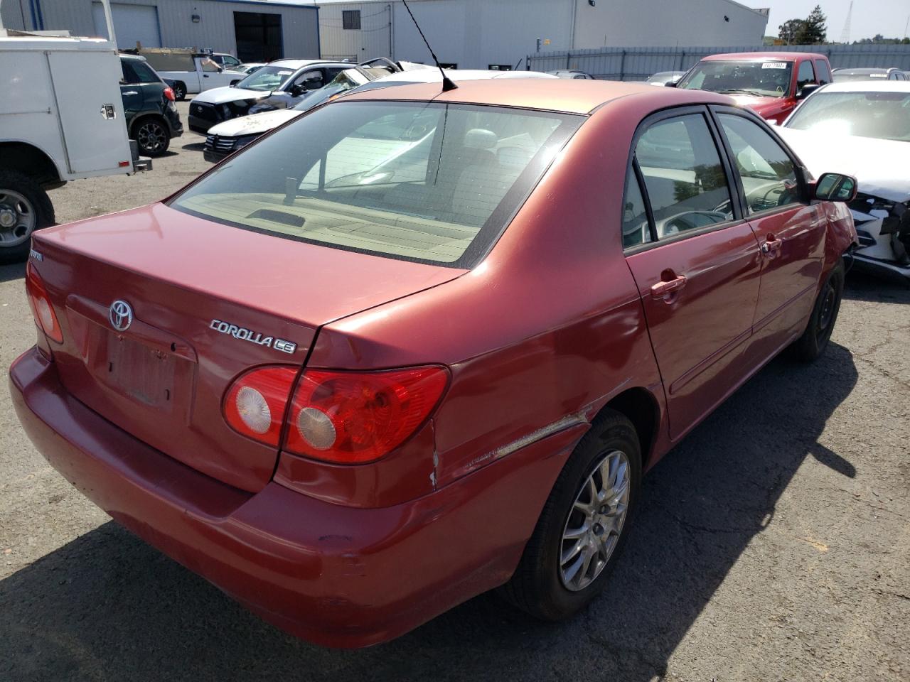 Photo 4 from auction – 2005 TOYOTA COROLLA CE with VIN 1NXBR32E65Z503360