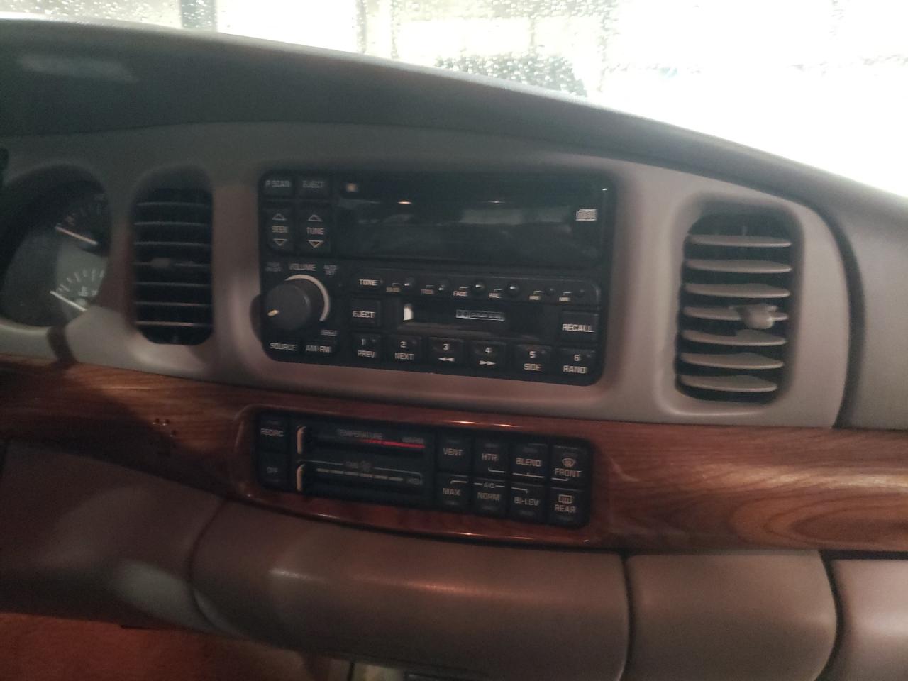 Photo 9 from auction – 2001 BUICK LESABRE CU with VIN 1G4HP54K414210209