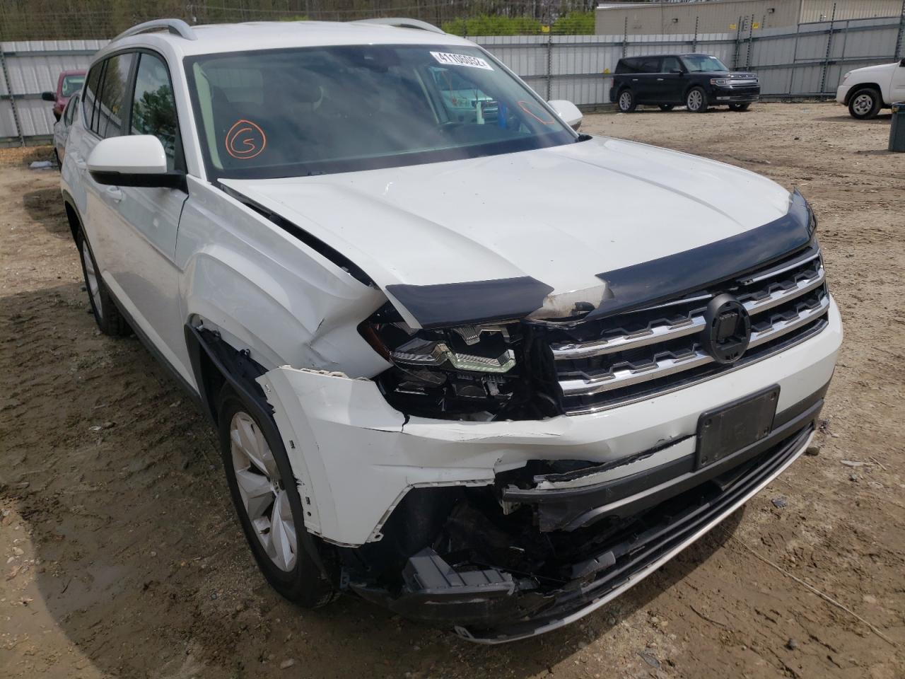 Photo 1 from auction – 2018 VOLKSWAGEN ATLAS SE with VIN 1V2LR2CA1JC503442