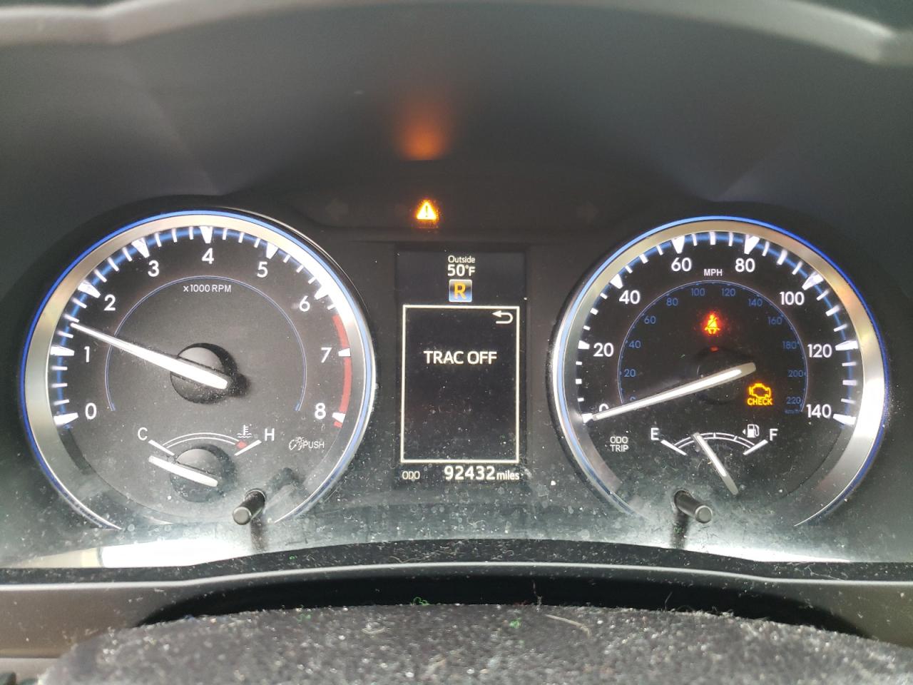 Photo 8 from auction – 2015 TOYOTA HIGHLANDER with VIN 5TDJKRFH4FS217170