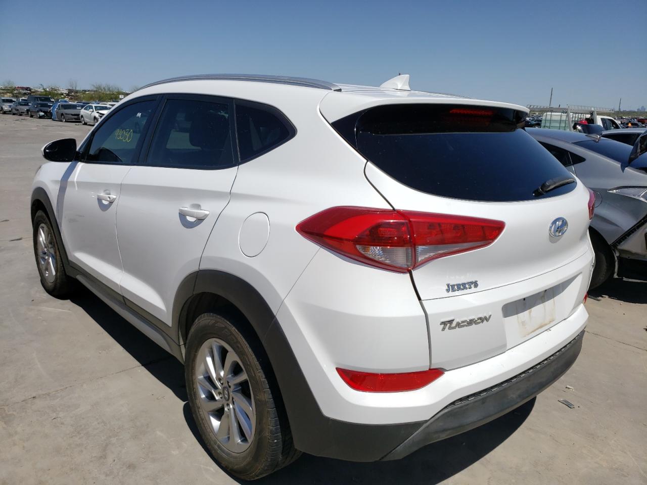 Photo 3 from auction – 2018 HYUNDAI TUCSON SEL with VIN KM8J3CA40JU679725