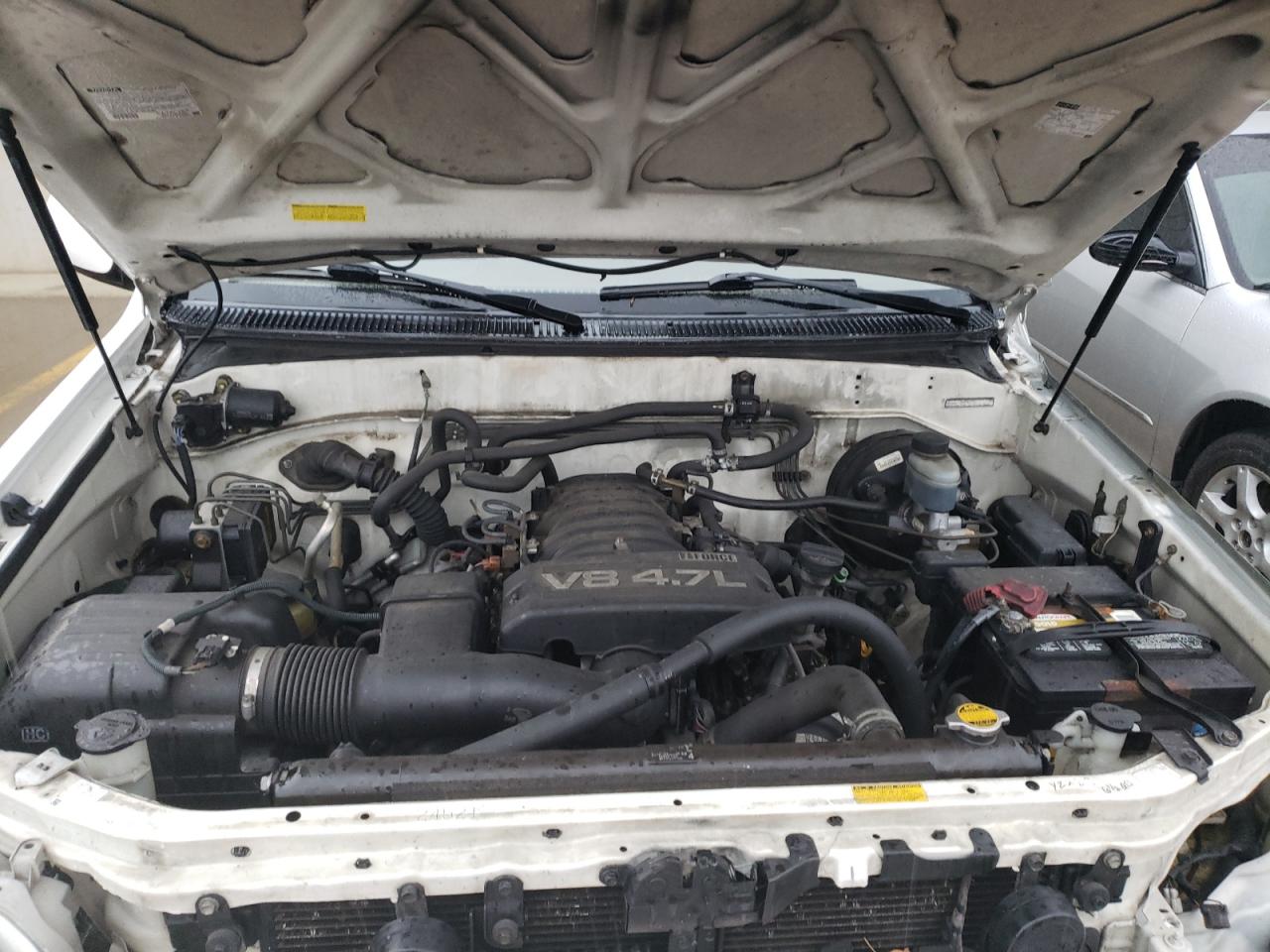 Photo 7 from auction – 2005 TOYOTA SEQUOIA SR with VIN 5TDBT44A85S252397