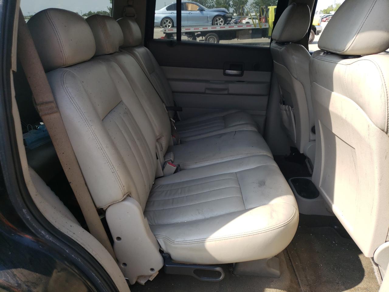 Photo 6 from auction – 2005 DODGE DURANGO LI with VIN 1D4HB58D55F552120