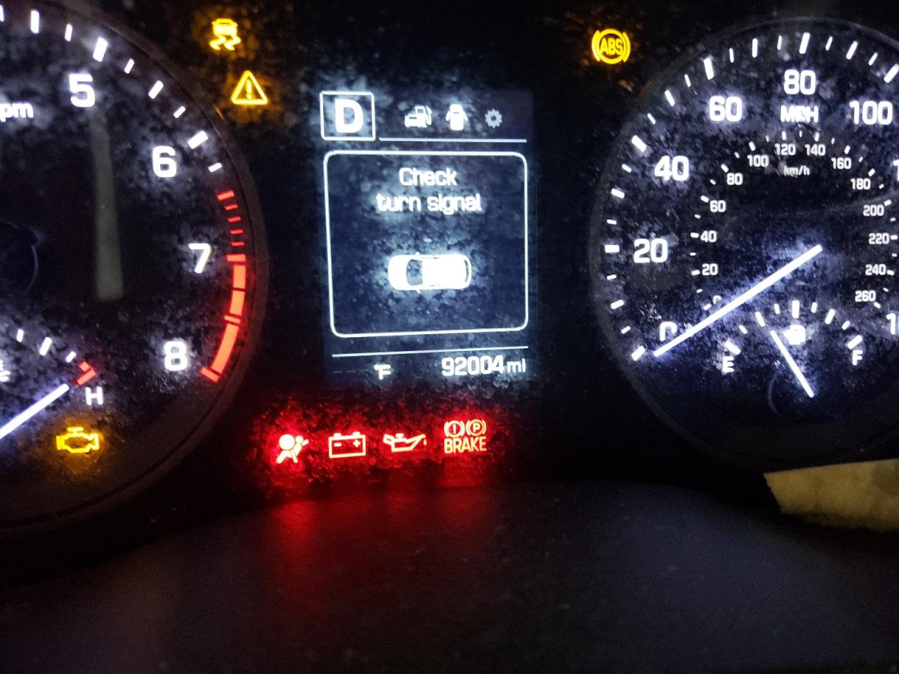 Photo 8 from auction – 2016 HYUNDAI TUCSON LIM with VIN KM8J33A40GU126470