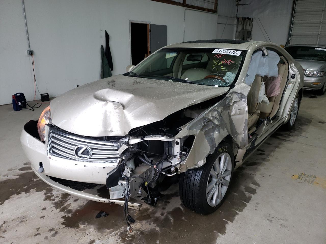 Photo 2 from auction – 2012 LEXUS ES 350 with VIN JTHBK1EG7C2477210