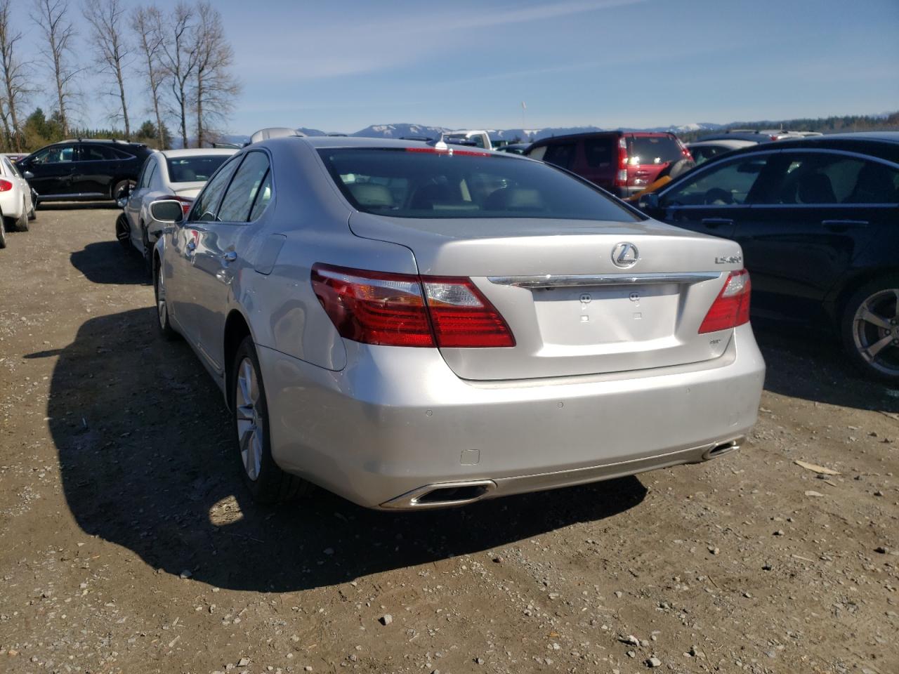Photo 3 from auction – 2012 LEXUS LS 460 with VIN JTHCL5EF4C5013404