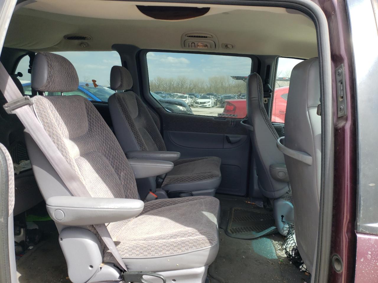 Photo 6 from auction – 1999 DODGE GRAND CARA with VIN 1B4GP44G1XB896488
