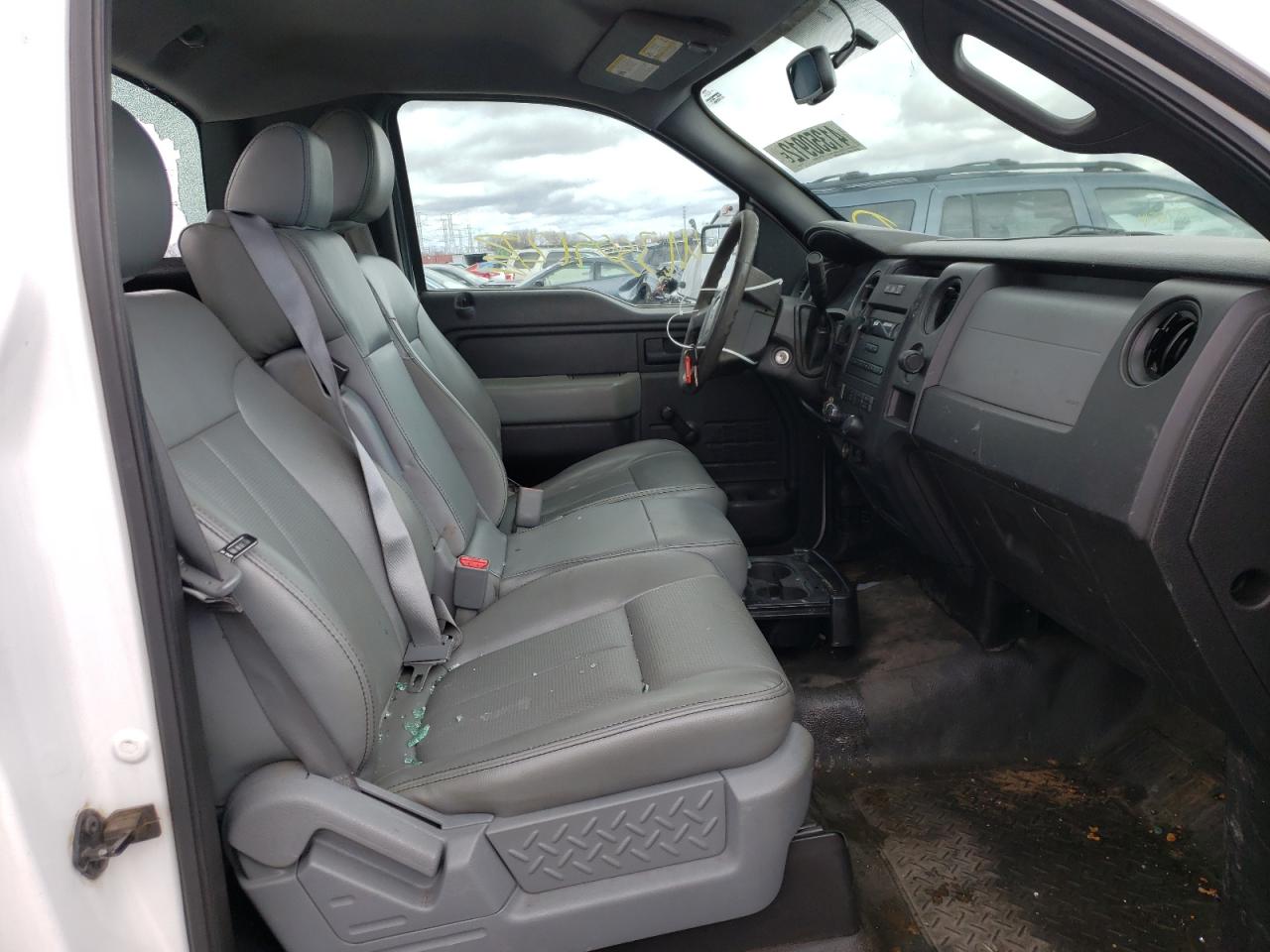 Photo 5 from auction – 2011 FORD F150 with VIN 1FTNF1CF5BKD38348