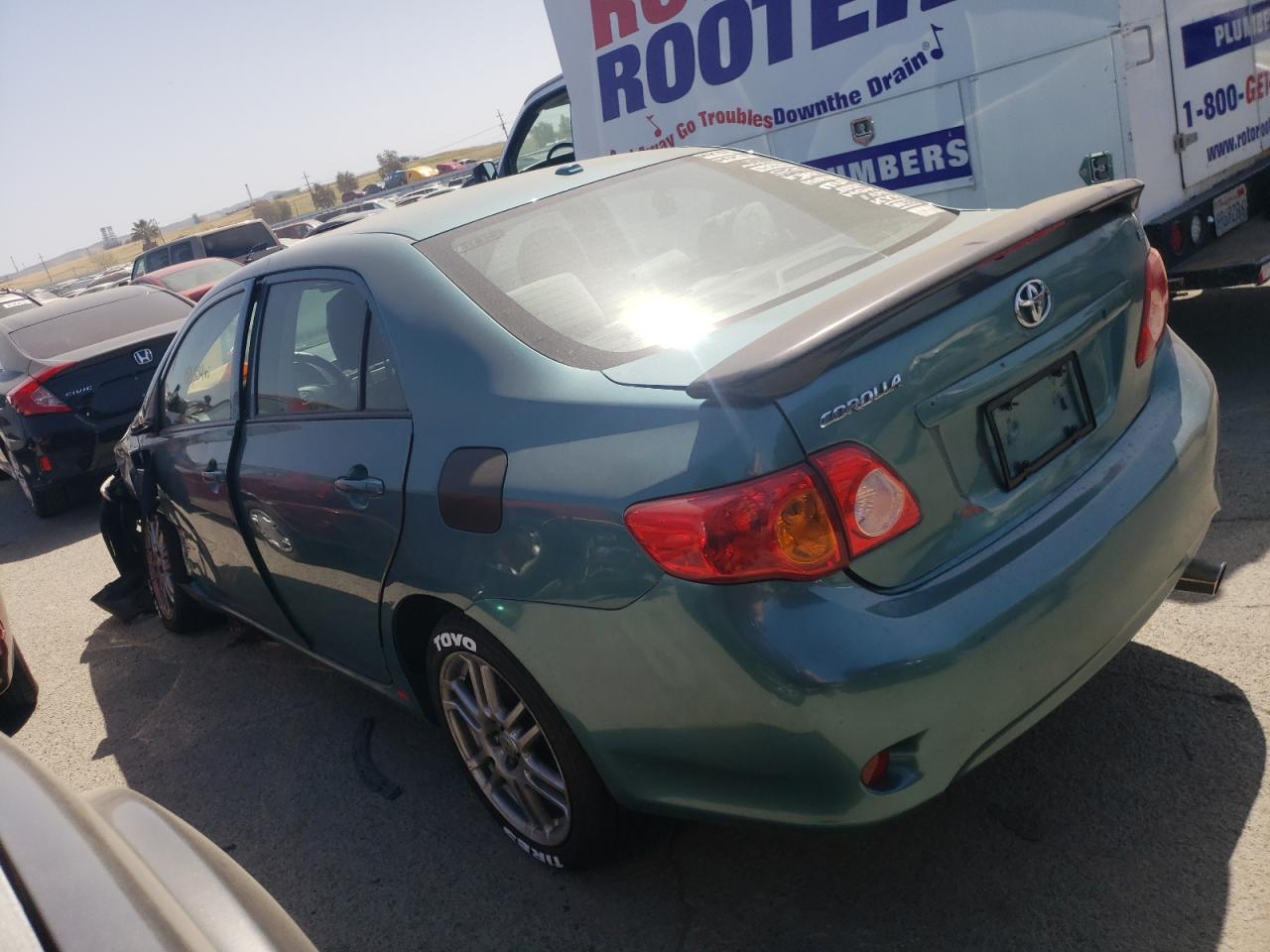 Photo 3 from auction – 2010 TOYOTA COROLLA LE with VIN 2T1BU4EE5AC325131