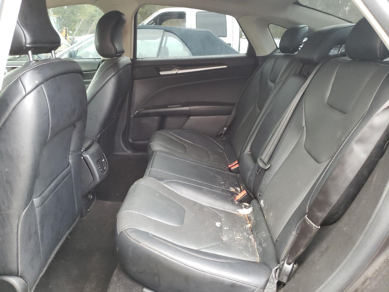 Photo 6 from auction – 2019 FORD FUSION TIT with VIN 3FA6P0K92KR271085