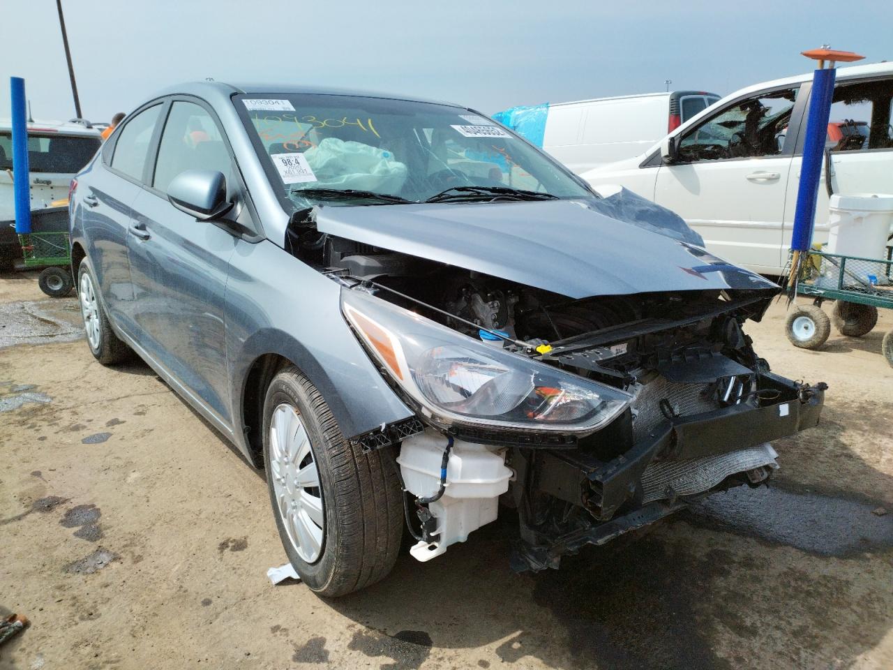 HYUNDAI ACCENT SE 2020 with VIN 3KPC24A66LE109799 - Photo from auction