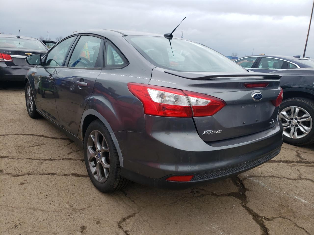 Photo 3 from auction – 2013 FORD FOCUS SE with VIN 1FADP3F25DL220073