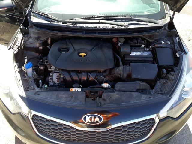 Photo 7 from auction – 2016 KIA FORTE LX with VIN KNAFX4A64G5576104