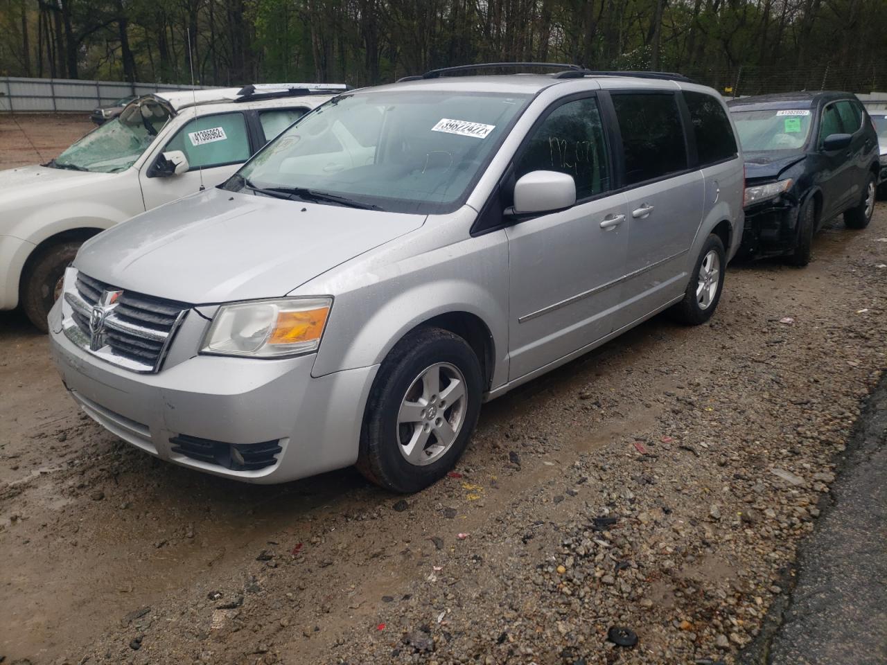 Photo 2 from auction – 2010 DODGE GRAND CARA with VIN 2D4RN5D16AR196898