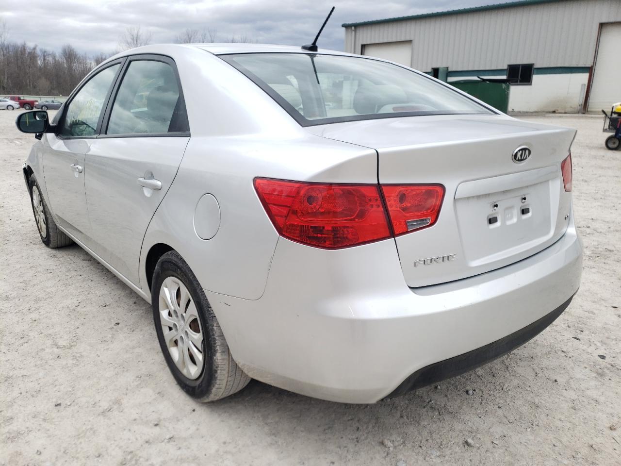 Photo 3 from auction – 2013 KIA FORTE EX with VIN KNAFU4A29D5678094