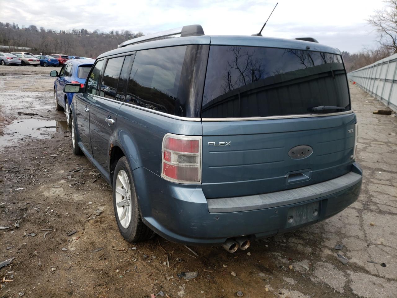 Photo 3 from auction – 2010 FORD FLEX SEL with VIN 2FMHK6CC0ABA25515