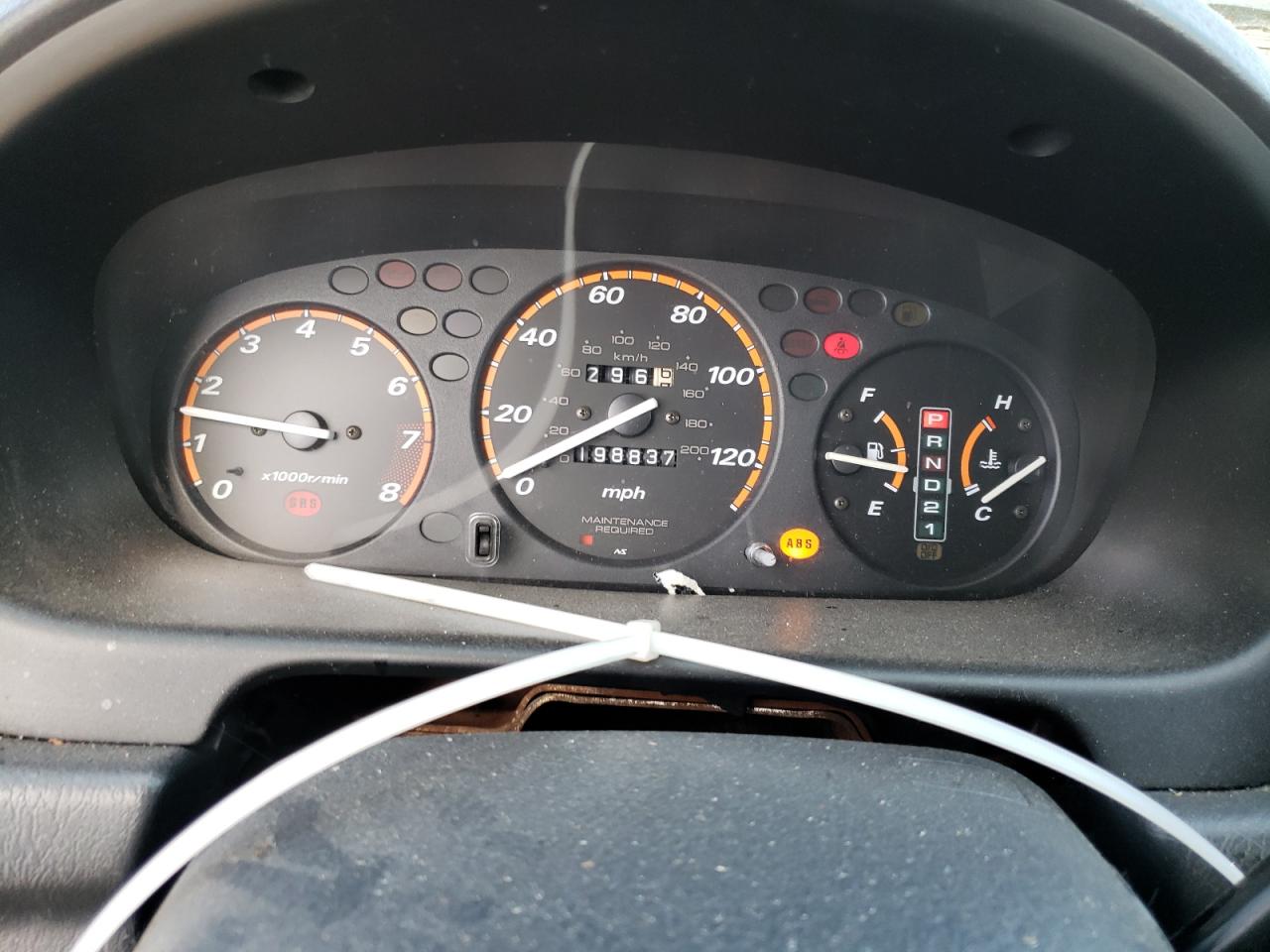 Photo 8 from auction – 2001 HONDA CR-V EX with VIN JHLRD18611C027379
