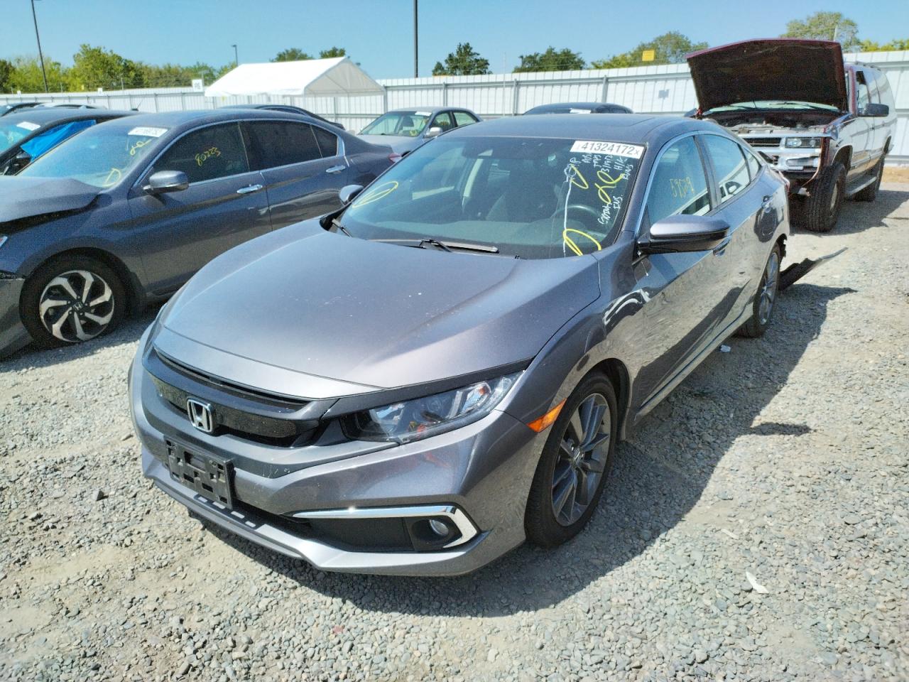 Photo 2 from auction – 2019 HONDA CIVIC EX with VIN 19XFC1F3XKE213959