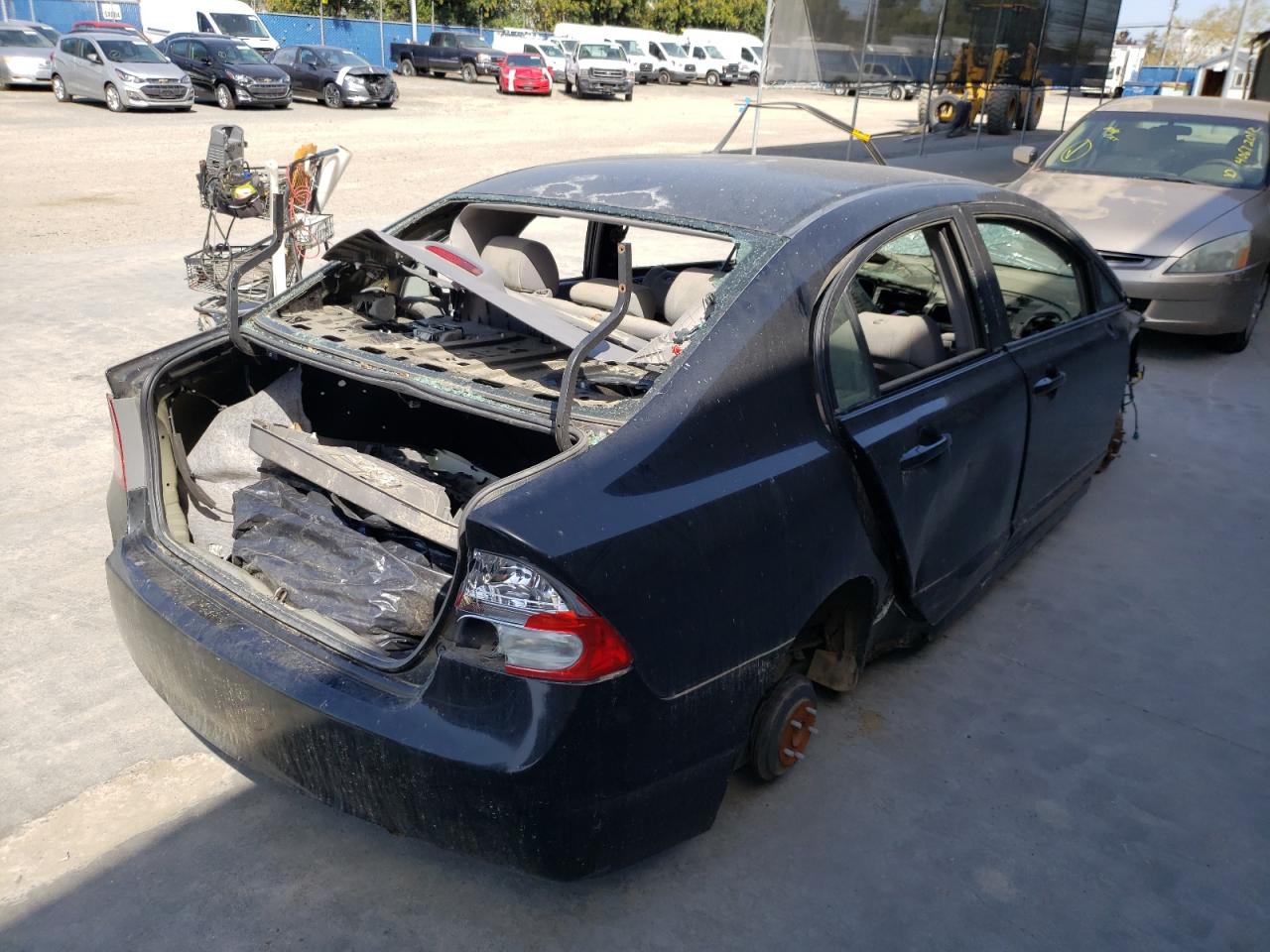 Photo 4 from auction – 2011 HONDA CIVIC LX with VIN 2HGFA1F57BH537884