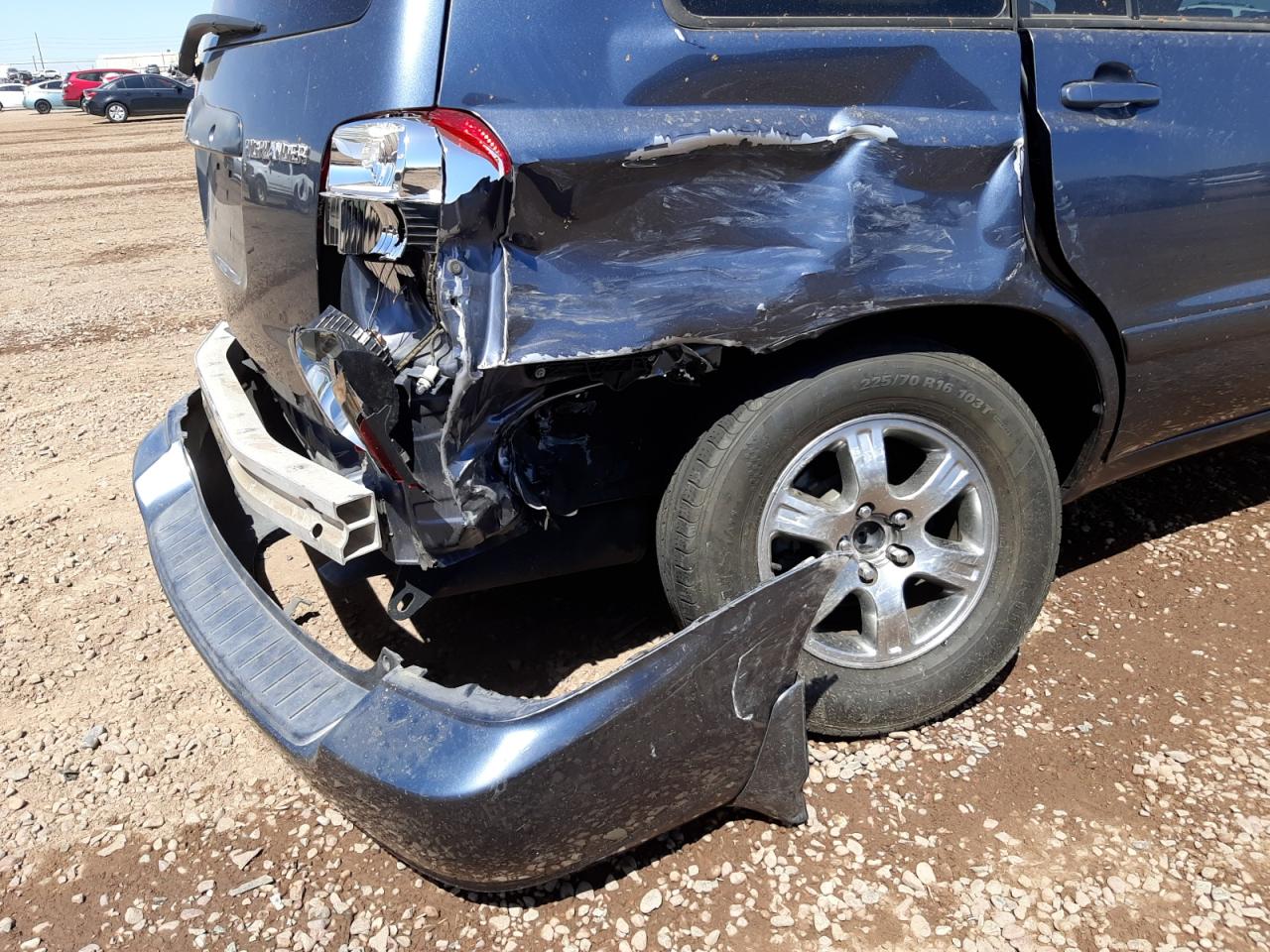 Photo 9 from auction – 2003 TOYOTA HIGHLANDER with VIN JTEGF21A730111922